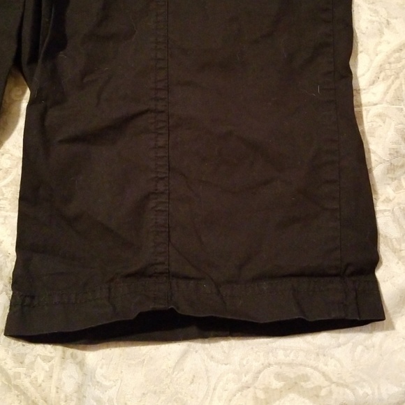 Shorts - Picture 2 of 3